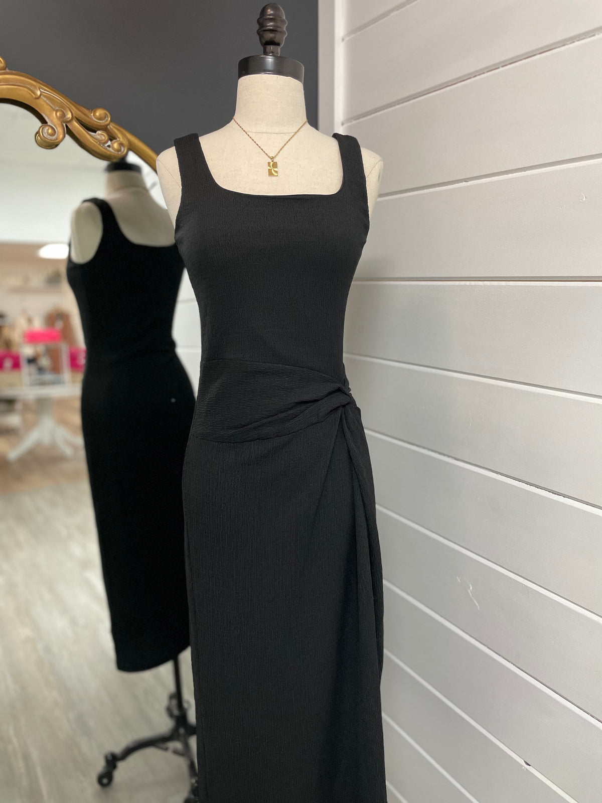 Upscale Style Dress- Black